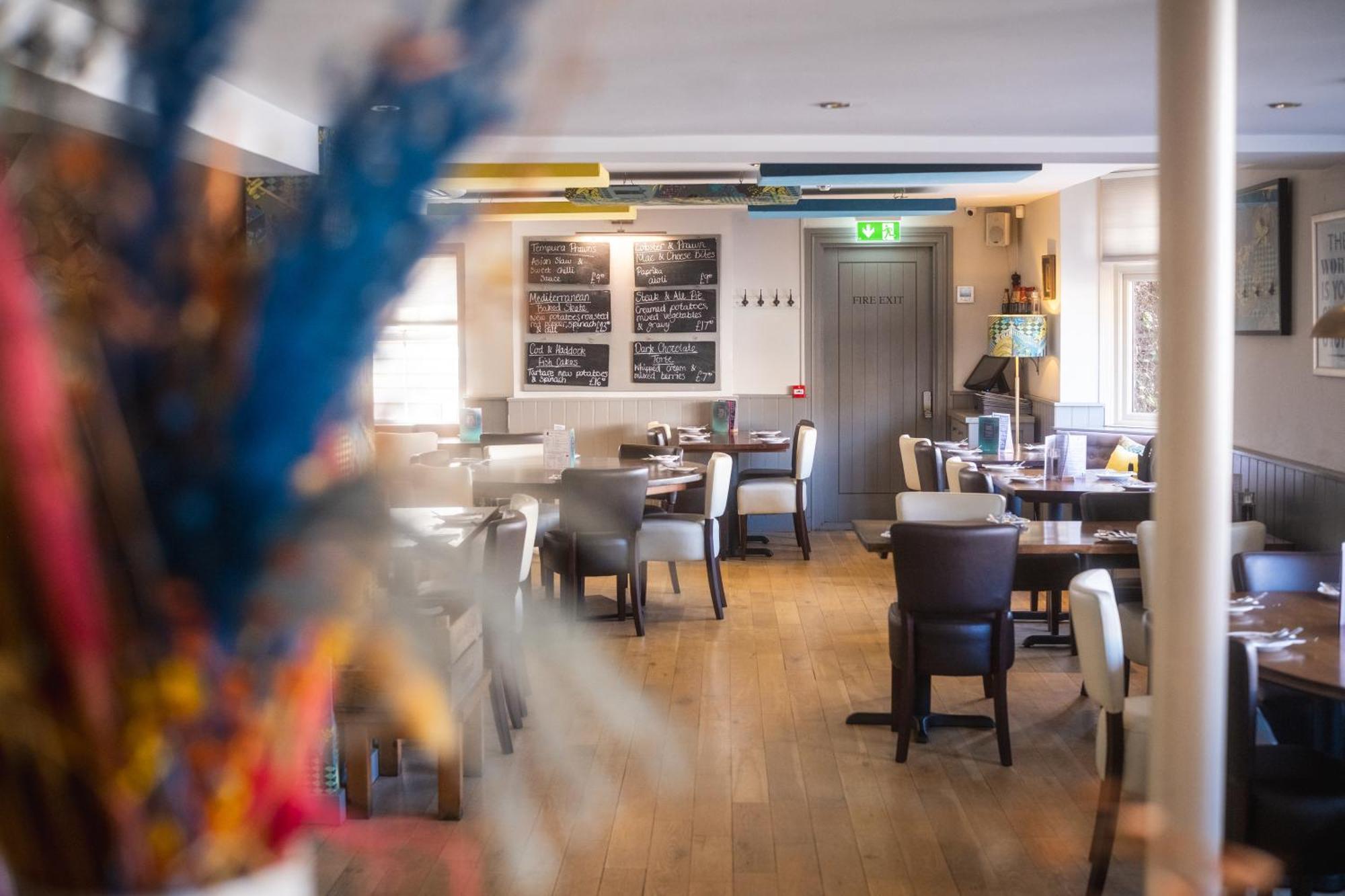 The Oyster Smack Burnham-on-Crouch Exterior foto